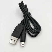 Кабель для зарядки и синхронизации Nintendo (3DS, 2DS, DSi, XL, LL, NEW), 1 м, Черный (608244205) Кабель для зарядки и синхронизации Nintendo (3DS, 2DS, DSi, XL, LL, NEW), 1 м, Черный (608244205)